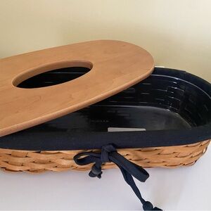 Like new - Longaberger Long Oval Tissue Basket Set